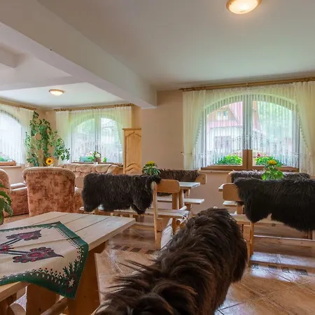 Δωμάτια σε οικογενειακή κατοικία Lassakowka *